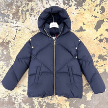 Load image into Gallery viewer, MONCLER Gulsen Detachable-sleeve Shell-down Jacket