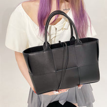 Load image into Gallery viewer, Bottega Veneta Arco Tote