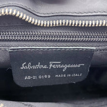 Load image into Gallery viewer, Salvatore Ferragamo shoulder bag