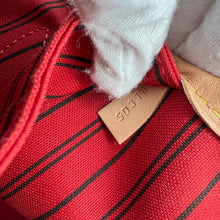 Load image into Gallery viewer, Louis Vuitton never full MM