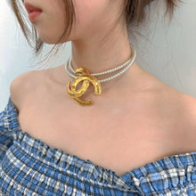 Load image into Gallery viewer, Chanel Vintage Pearl Chocker/ necklace