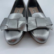 Load image into Gallery viewer, MiuMiu Flats