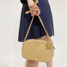Load image into Gallery viewer, Chanel Camera Bag