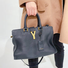 Load image into Gallery viewer, Yves Saint Laurent Classic Y Cabas Leathe Small bag TWS