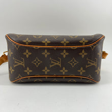 Load image into Gallery viewer, Louis Vuitton Blois Crossbody Bag TWS pop