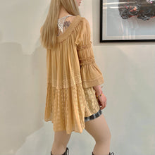 Load image into Gallery viewer, Chloe Pleated lace blouse POP