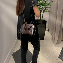 Load image into Gallery viewer, Louis Vuitton Amarante Monogram Vernis Alma PM Bag