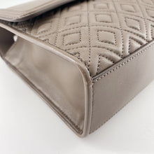 Load image into Gallery viewer, Tory Burch Fleming Convertible Shoulder Bag