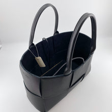 Load image into Gallery viewer, Bottega Veneta Arco Tote