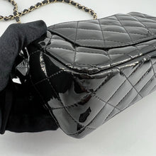 Load image into Gallery viewer, CHANEL classic flap mini bag brand new