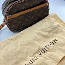 Load image into Gallery viewer, Louis Vuitton Blois Crossbody Bag TWS pop