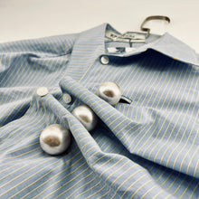 Load image into Gallery viewer, Kimhekim Pearl shirt