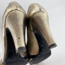 Load image into Gallery viewer, MaxMara Heels