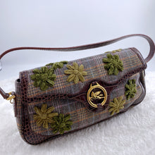 Load image into Gallery viewer, ETRO Cloth Flower Pouch