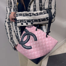 Load image into Gallery viewer, Chanel Lambskin Combon Tote Medium TWS