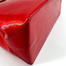 Load image into Gallery viewer, Louis Vuitton 2002 Vernis Reade PM handbag