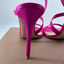 Load image into Gallery viewer, Gianvito rossi spin sandal