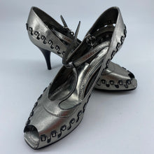 Load image into Gallery viewer, Louis Vuitton heels