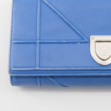 Load image into Gallery viewer, Christian Dior Diorama wallet on chain