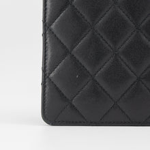 Load image into Gallery viewer, Chanel Pearl Classic Flap Bag