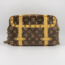 Load image into Gallery viewer, Louis Vuitton TROMPE L'OEIL VELVET HANDBAG