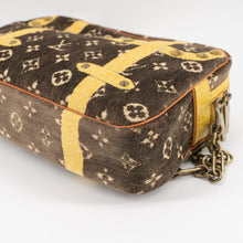 Load image into Gallery viewer, Louis Vuitton TROMPE L'OEIL VELVET HANDBAG