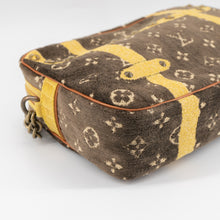 Load image into Gallery viewer, Louis Vuitton TROMPE L'OEIL VELVET HANDBAG