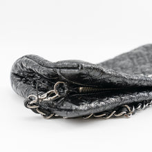 Load image into Gallery viewer, Chanel patent leather shoulder bag