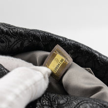 Load image into Gallery viewer, Chanel patent leather shoulder bag