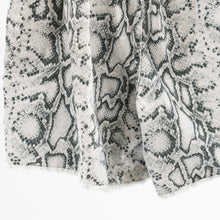 Load image into Gallery viewer, Alexander Wang Snake print shorts