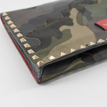 Load image into Gallery viewer, Valentino Bag Rockstud Camouflage Clutch