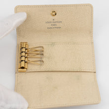 Load image into Gallery viewer, Louis Vuitton Damier Azur key holder