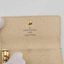 Load image into Gallery viewer, Louis Vuitton Damier Azur key holder