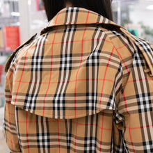 Load image into Gallery viewer, Burberry Double Breasted trench coat