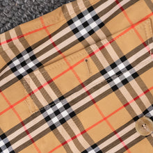 Load image into Gallery viewer, Burberry Double Breasted trench coat