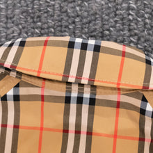 Load image into Gallery viewer, Burberry Double Breasted trench coat