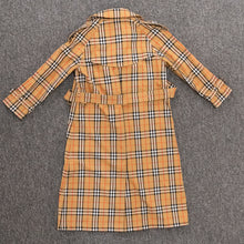 Load image into Gallery viewer, Burberry Double Breasted trench coat