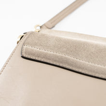 Load image into Gallery viewer, Chloe Faye Shoulder Bag Leather and Suede Medium