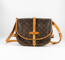 Load image into Gallery viewer, Louis Vuitton Saumur 30