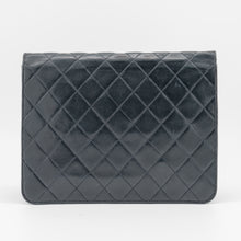 Load image into Gallery viewer, Chanel Quilted Lambskin Vintage shoulder bag TWS pop