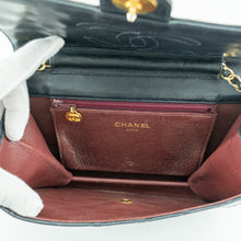 Load image into Gallery viewer, Chanel Quilted Lambskin Vintage shoulder bag TWS pop