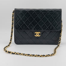 Load image into Gallery viewer, Chanel Quilted Lambskin Vintage shoulder bag TWS pop
