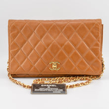 Load image into Gallery viewer, Chanel Quilted lambskin shoulder bag
