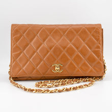 Load image into Gallery viewer, Chanel Quilted lambskin shoulder bag