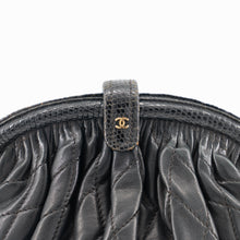 Load image into Gallery viewer, CHANEL vintage shoulder bag