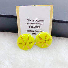 Load image into Gallery viewer, Chanel Green Snowflake Earring