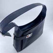 Load image into Gallery viewer, Salvatore Ferragamo shoulder bag