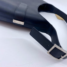 Load image into Gallery viewer, Salvatore Ferragamo shoulder bag