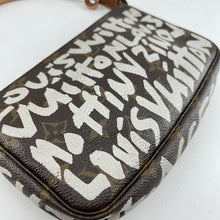Load image into Gallery viewer, Louis Vuitton x Steffens sprouse pochette year 2001