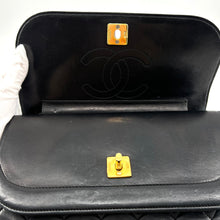 Load image into Gallery viewer, Chanel Quilted Double Flap Shoulder bag